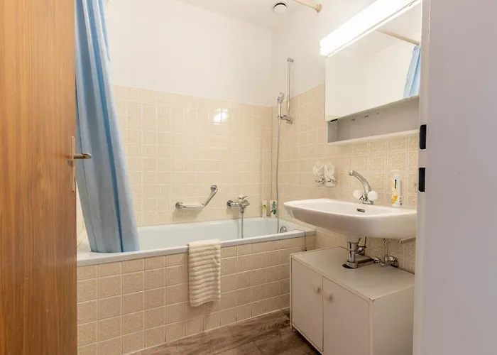 Apartamento Chasa Vista Lischana *